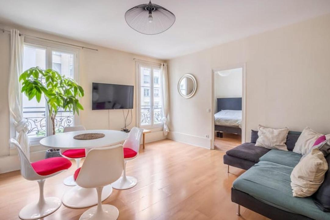 Amazing 1 Bedroom, 30Sec From Arc De Triomphe Parigi Esterno foto